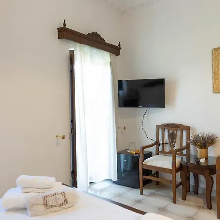 Castello Di Haria 4* Kalos (Laconia)