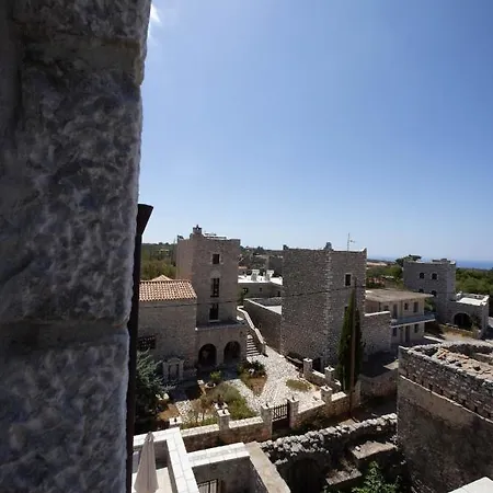 Castello Di Haria Aparthotel 4*