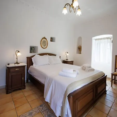 Castello Di Haria Aparthotel 4*