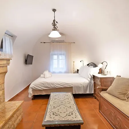 Apart Otel Castello Di Haria Kalos (Laconia)