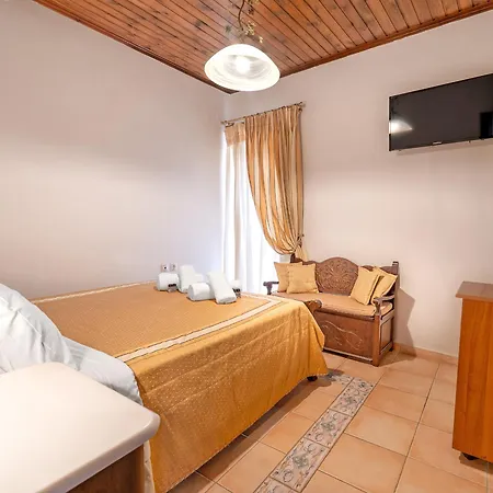 Castello Di Haria 4* Kalos (Laconia)