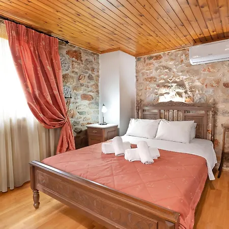 Apart Otel Castello Di Haria 4*