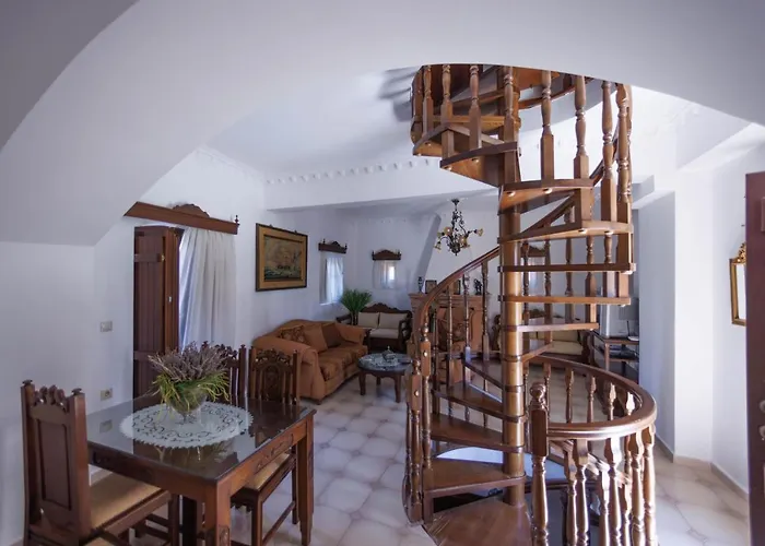 Castello Di Haria 4* Kalos (Laconia)