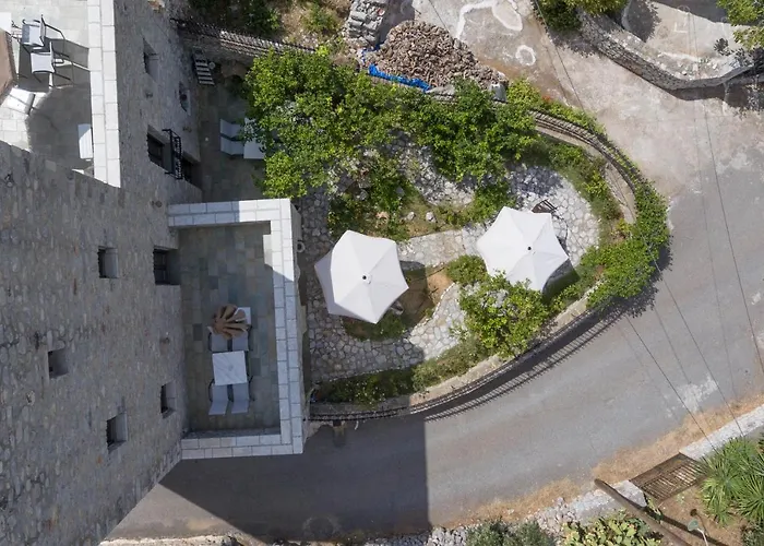 Castello Di Haria 4*